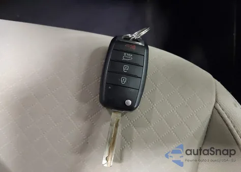 2016 Kia Sorento 2.4L Lx из США, поврежденный, VIN 5XYPGDA39GG020035